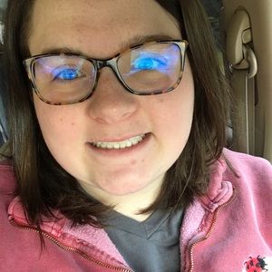 Meet your Posher, Katie